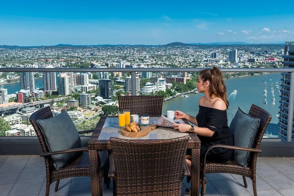 Oaks Brisbane Aurora Suites 4*,  Australia