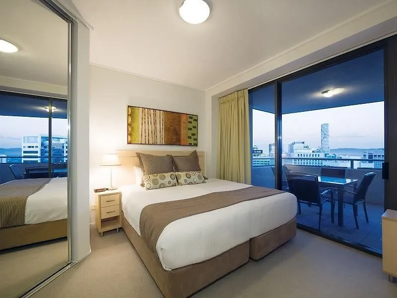 Aparthotel Oaks Brisbane Aurora Suites