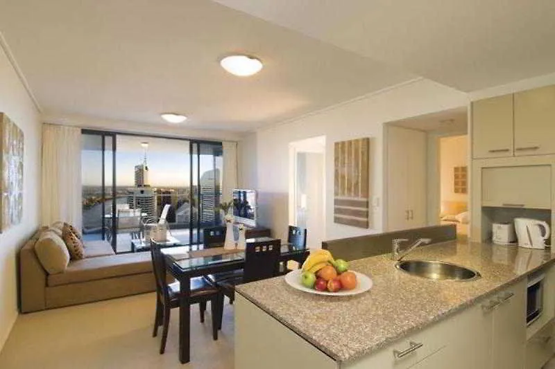 Oaks Brisbane Aurora Suites Aparthotel