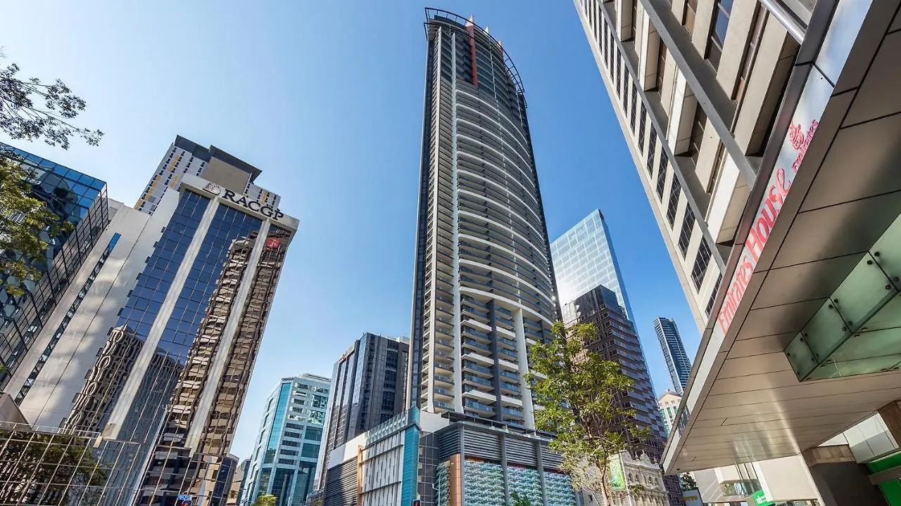 **** Aparthotel Oaks Brisbane Aurora Suites Australia